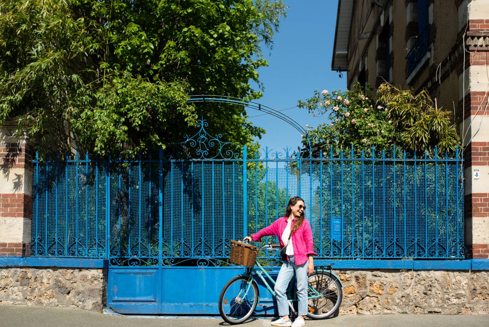 Giverny Private Guided Tour with Biking Experience