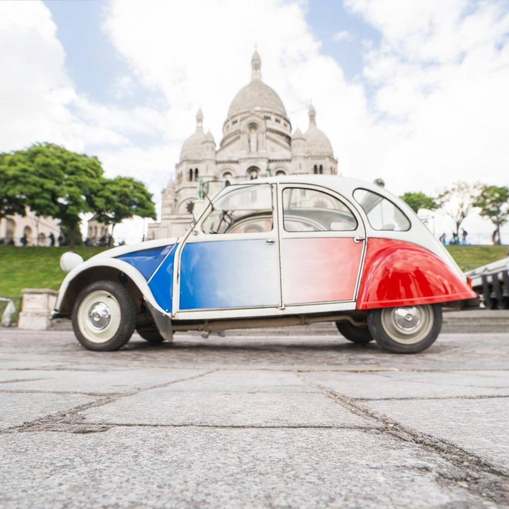 Legendary Paris Tour in a 2CV