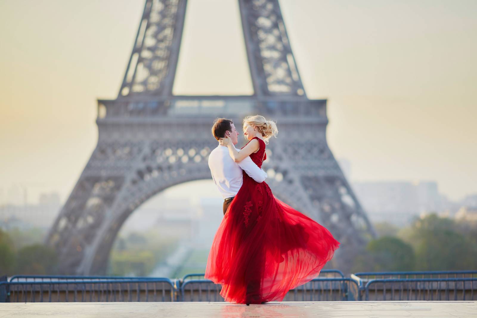 Paris Romantic Private Photoshoot