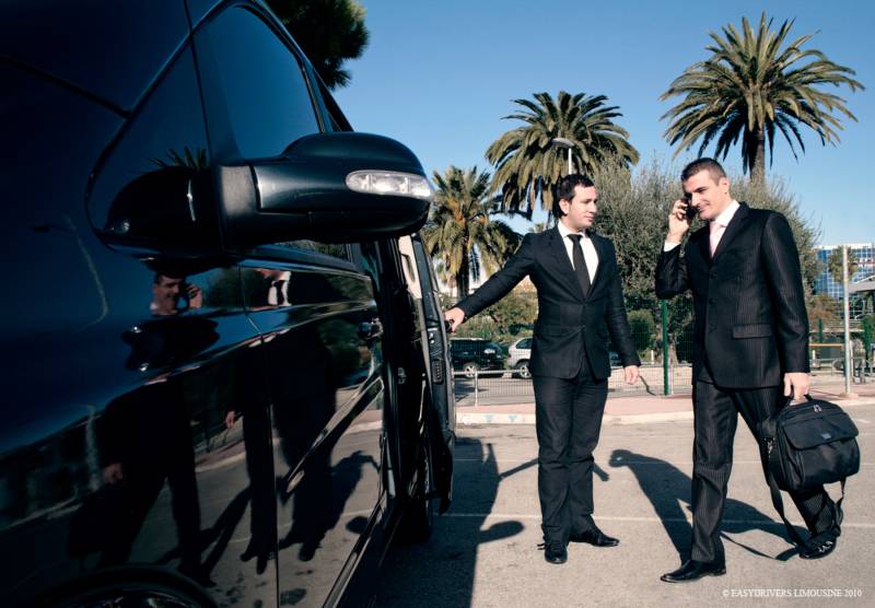 The private driver will meet you to help you with your luggage and welcome you in the luxury vehicle