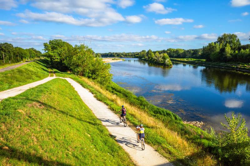 4-hour Loire Valley Biking Experience
