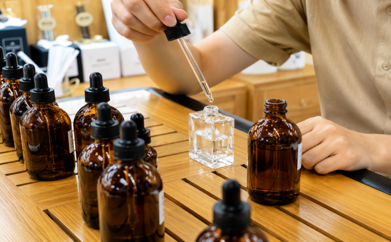Parisian Little Perfumer Experience