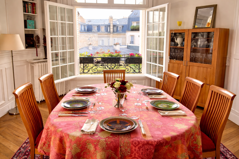 Private Parisian Apartment Cooking Class & Market Visit