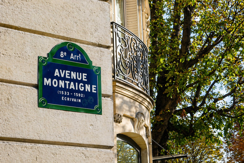 History of the Fashion Houses Private Walking Tour