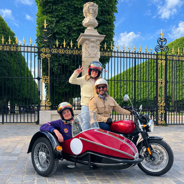 sidecar tour in Paris