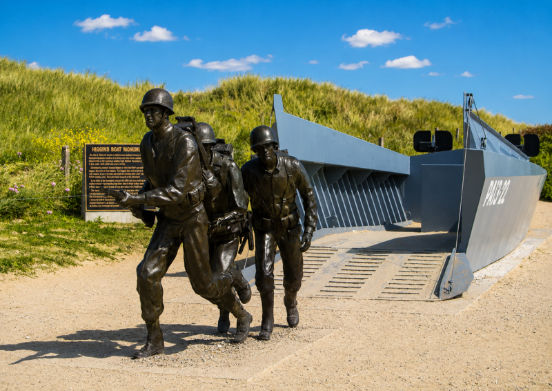 D-Day Landing Beaches Private Tour from Paris