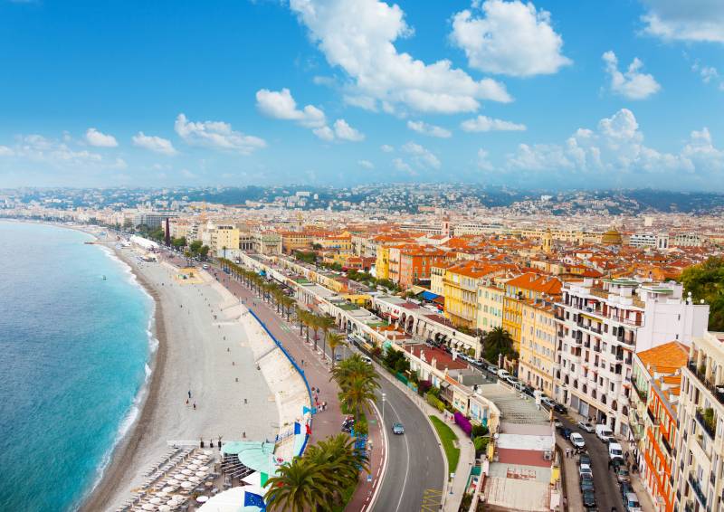 Private Helicopter Panoramic Tour & Wine Experience at Château de Berne