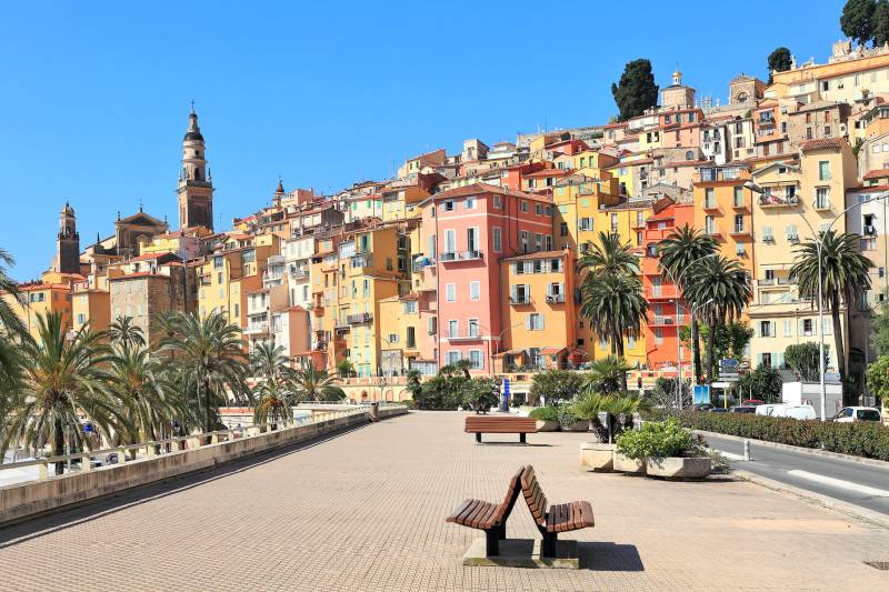 Colorful buildings in the French Riviera