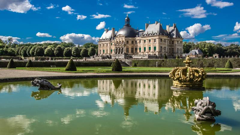 Fontainebleau & Vaux le Vicomte Private Tour from Paris