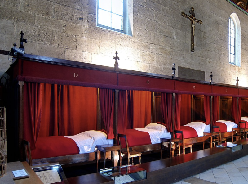 Private Guided Walking Tour in Beaune