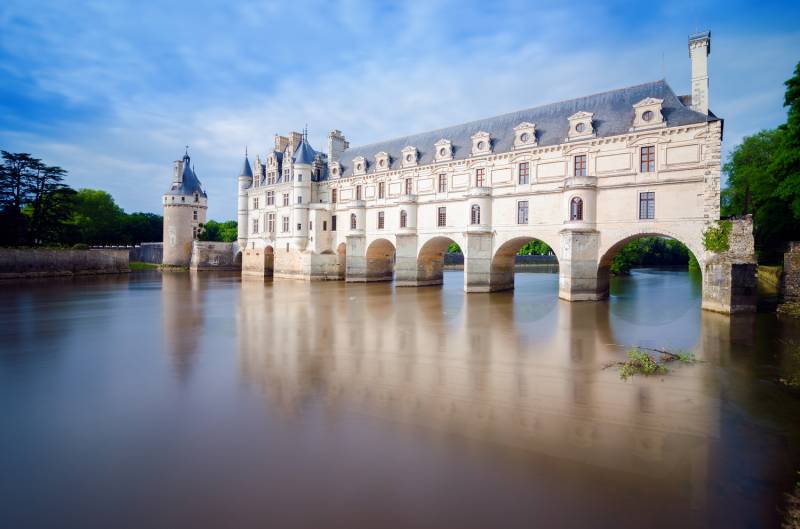 Chenonceau Castle above the river private guided tour by Deluxe France