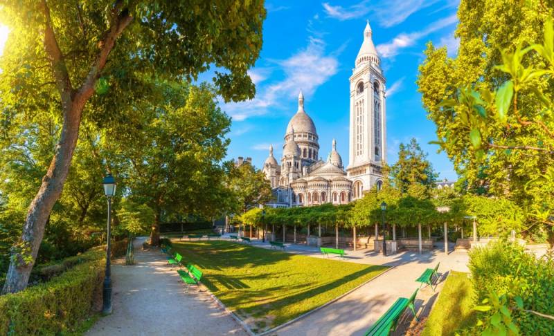 Montmartre Guided Walking Tour