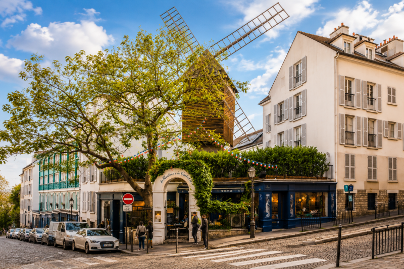 Montmartre Guided Walking Tour