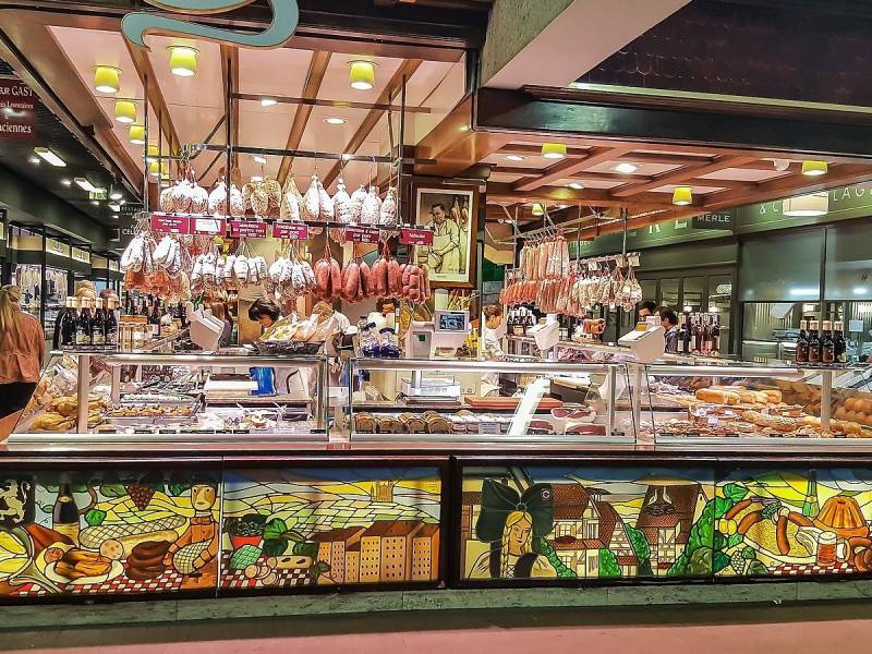 Lyon Guided Walking Tour & Halles-Paul Bocuse Covered Food Market