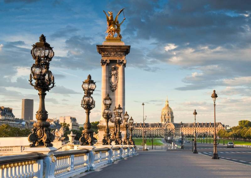 Pont Alexander III with sightseeing tour in Paris with private vehicle, car and driver