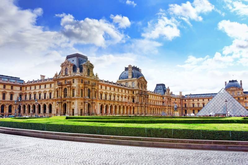 Louvre & Orangerie Museums Private Guided Tour with Timed Entry Tickets