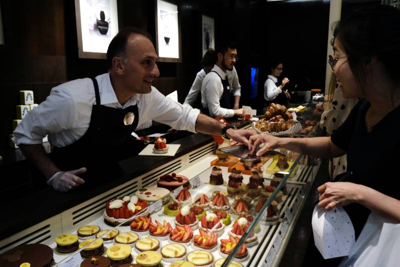 Tastings in Avignon during a Walking Food Tour in Avignon