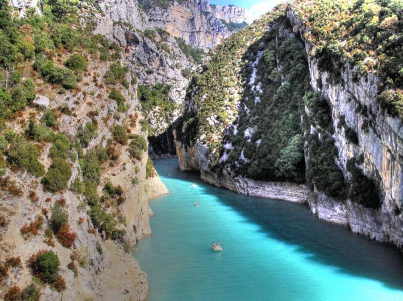 Sainte Croix du Verdon Lake during a Lavender Fields & Moustiers Full Day Private Tour