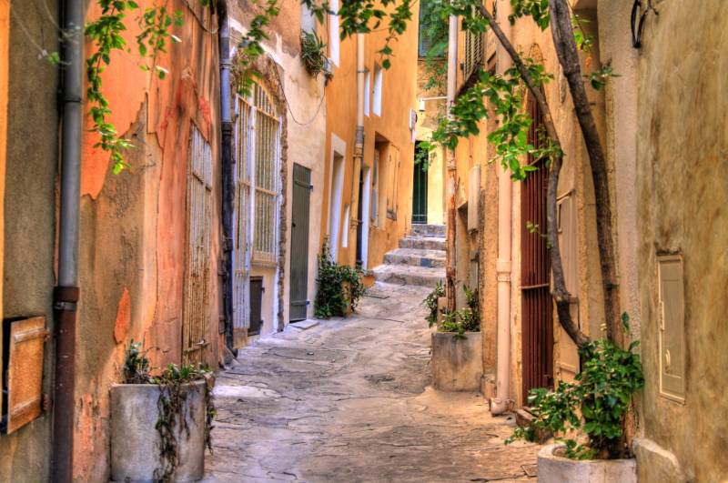 Saint Tropez Private Guided Walking Tour