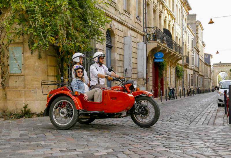 Bordeaux Vintage Sidecar Private Tour