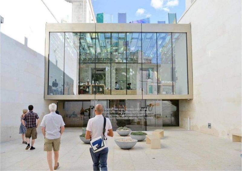 Following Van Gogh's Footsteps Full Day Private Tour