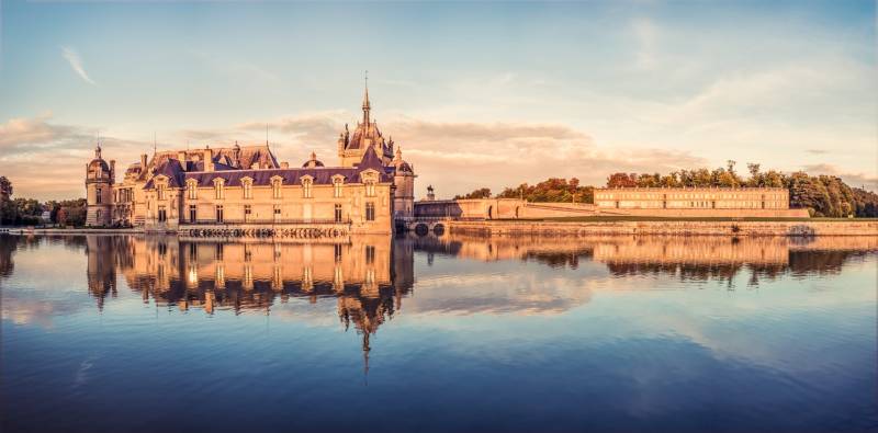Chantilly Castle and Gardens Private Guided Tour with Timed Tickets
