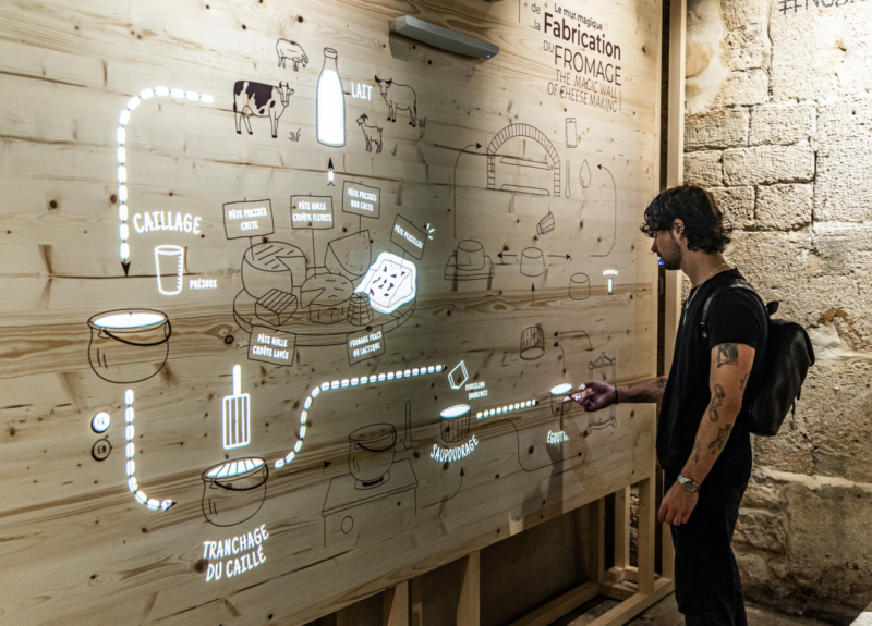 Food Tour & Cheese Workshop on Île-Saint-Louis