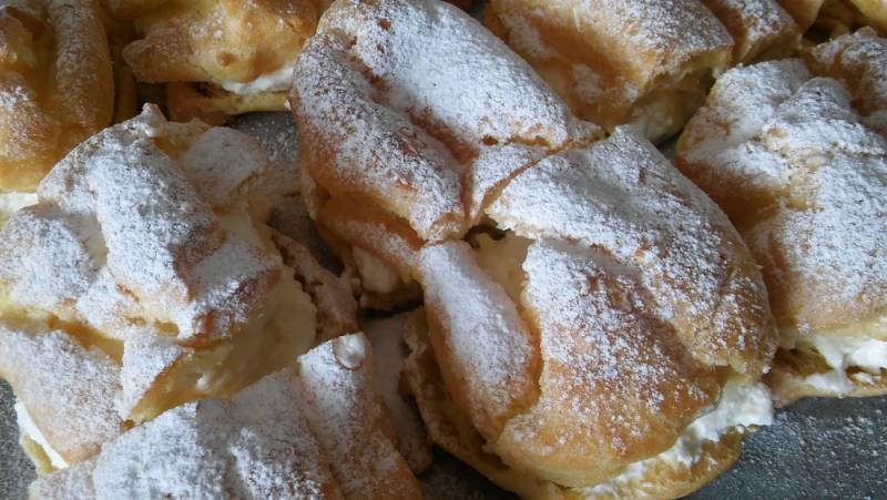 Chocolate Eclairs & Choux Pastry Class