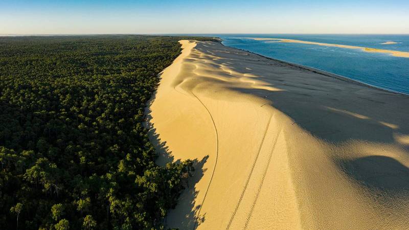 Dunes du Pilat seen from the sky, private exploration with Deluxe France