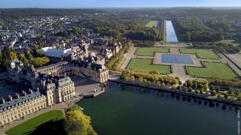 Fontainebleau & Barbizon Private Tour from Paris