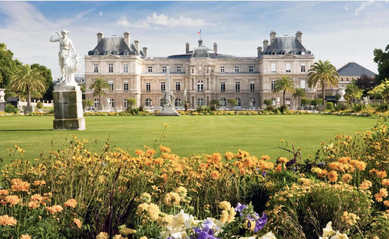 Gardens of Paris Private Walking Tour: Tuileries, Luxembourg & Square du Vert Galant