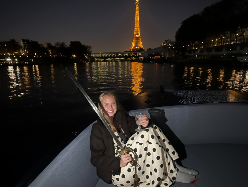 Gourmet Cruise On The Seine