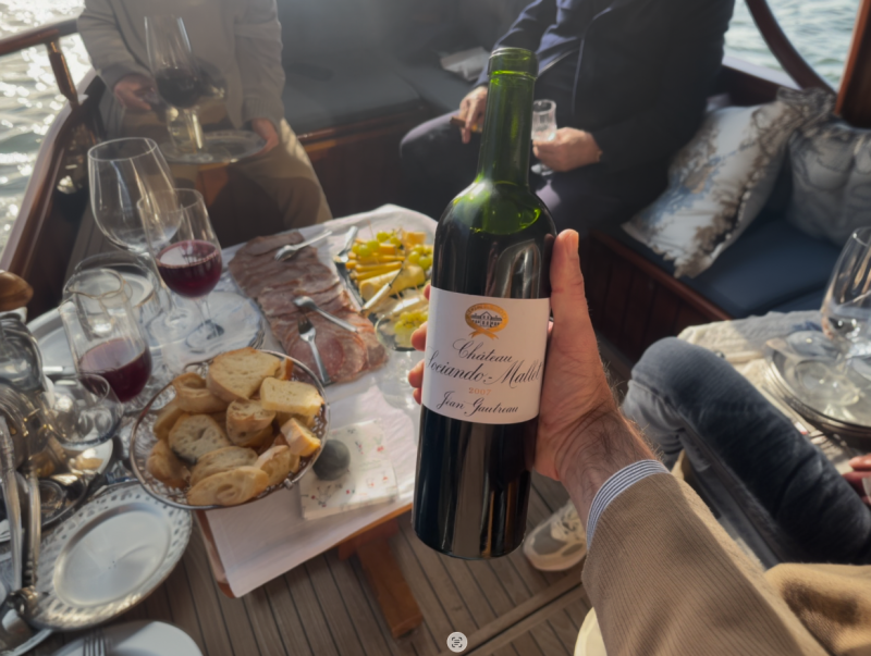 Gourmet Cruise On The Seine