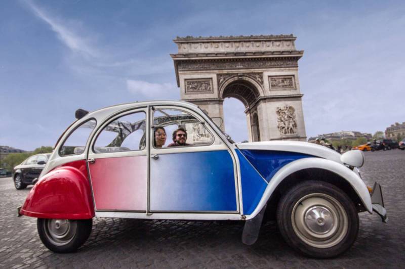 Legendary Paris Tour in a Vintage Car