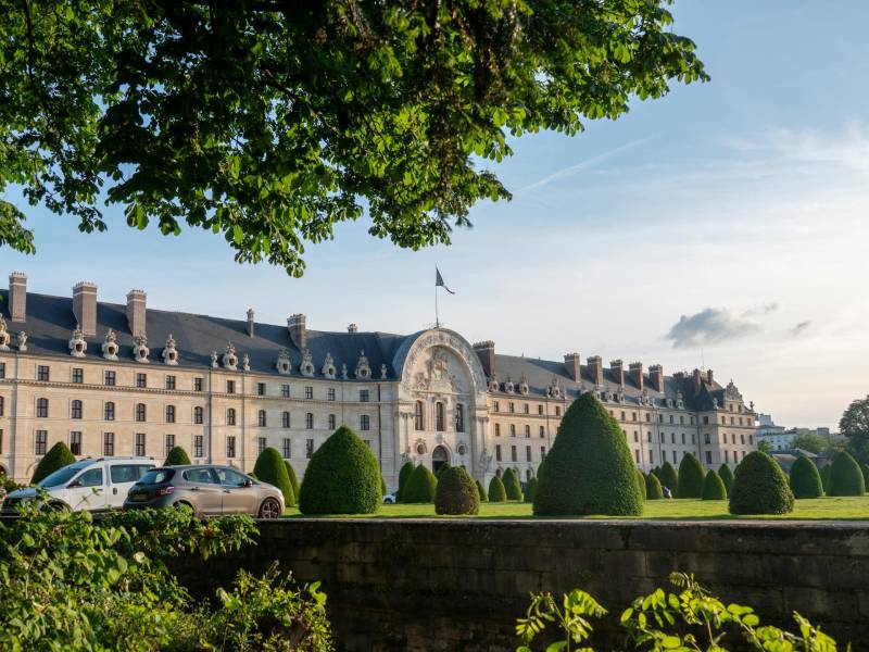 Les Invalides Private Guided Tour