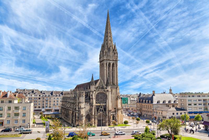 Caen Private Guided Walking Tour