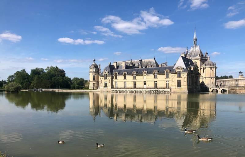 Chantilly Castle and Gardens Private Tour